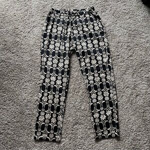 NWOT Women's Vilagallo Silk Trousers size 40 EU in Black & White